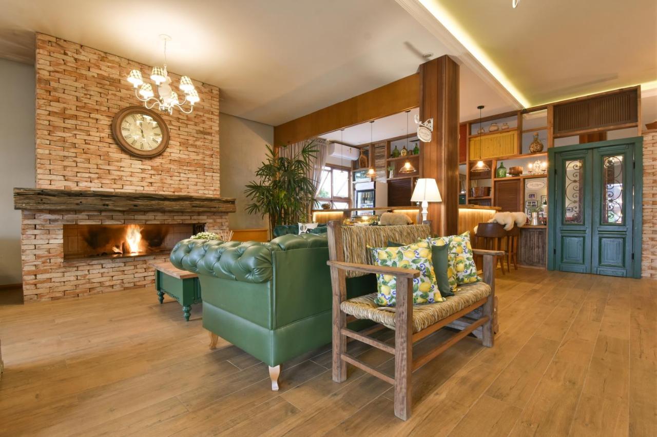 Hotel Bertoluci Gramado Extérieur photo