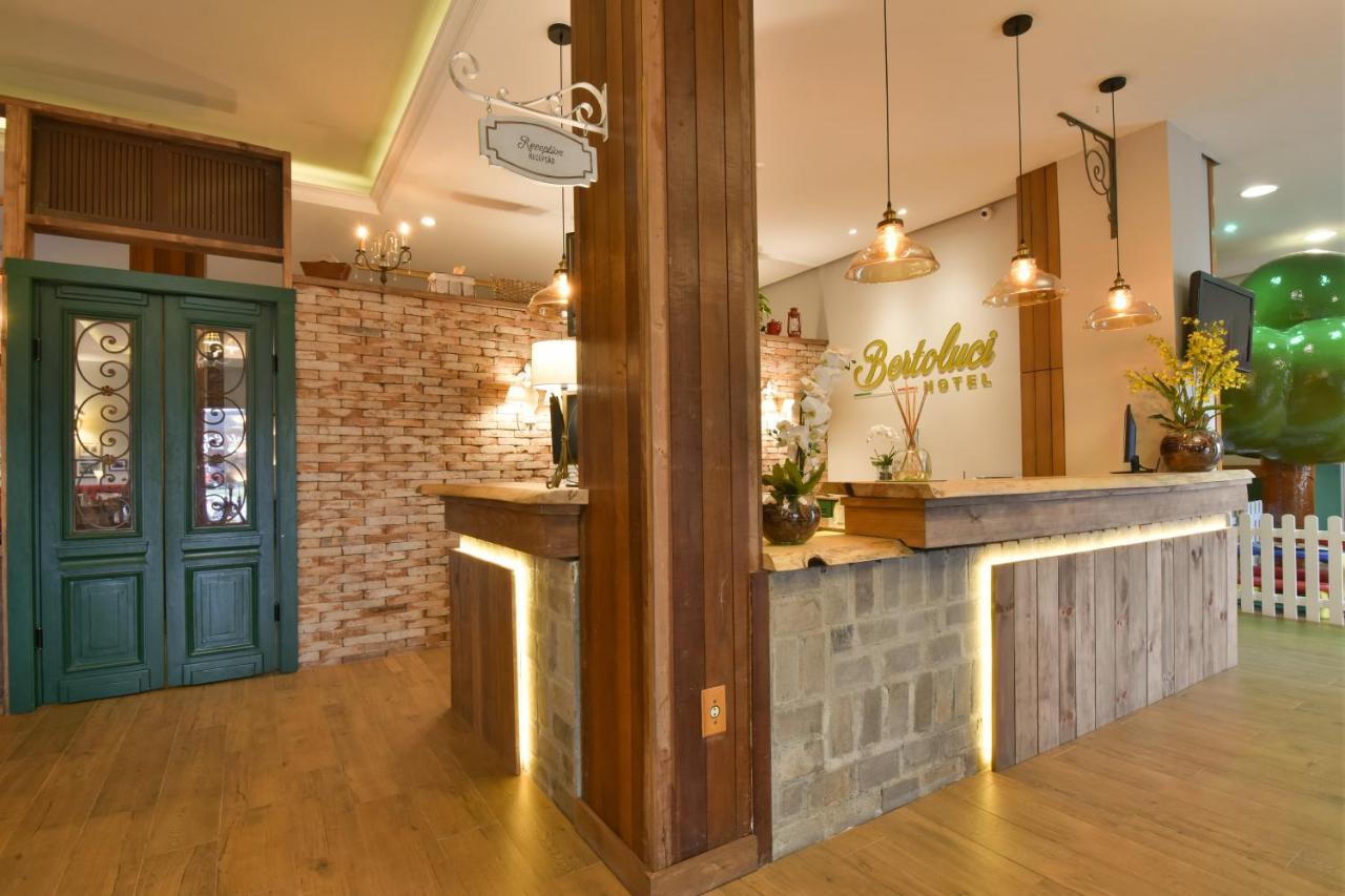 Hotel Bertoluci Gramado Extérieur photo